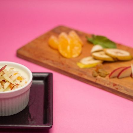 The Peach Tree Rooms 卜山 外观 照片