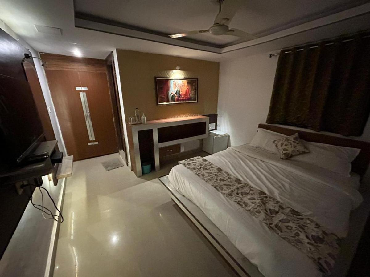 The Peach Tree Rooms 卜山 外观 照片