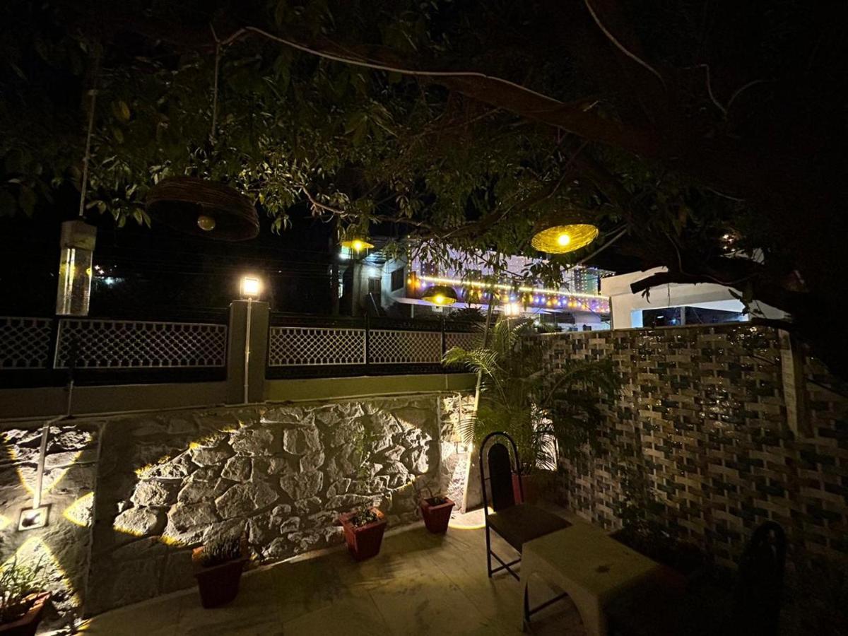 The Peach Tree Rooms 卜山 外观 照片